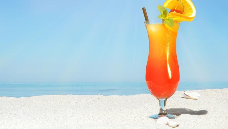 Cocktailuri cu vodkă pe care le poți face foarte simplu acasă. De la variantele clasice la cele inedite