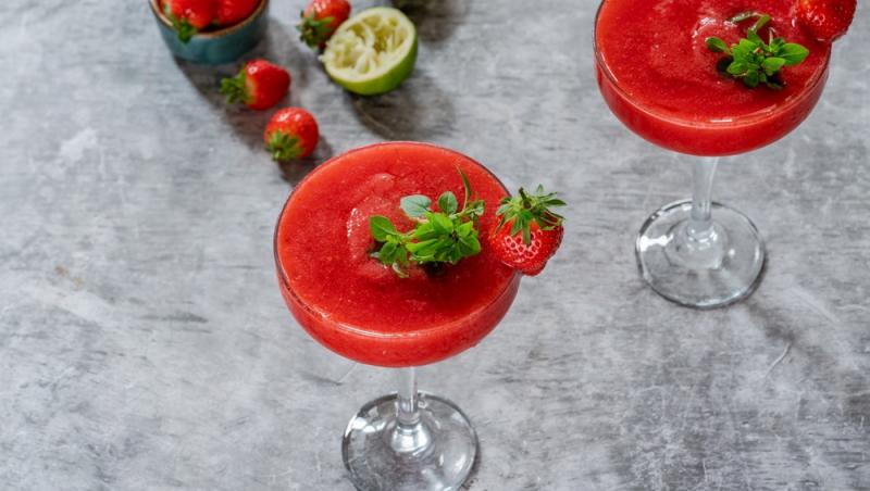 Top 10 cocktailuri de savurat vara. Rețete de cocktail ușor de facut acasă