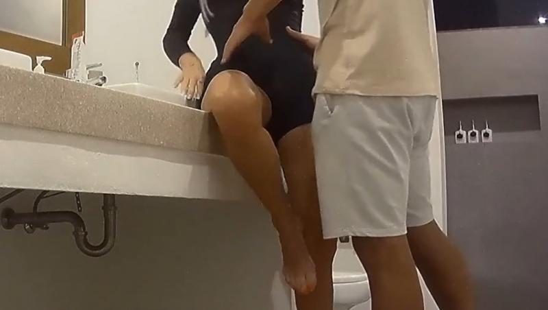 Insula Iubirii, 18 august 2025. Marius și Oana Monea, seară fierbinte. Ce s-a întâmplat la bonfire și la date