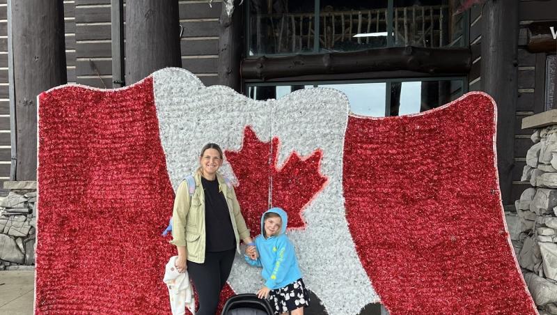 O femeie nu și-a dat seama că era însărcinată până când nu a născut. Cum s-a întors familia din vacanță