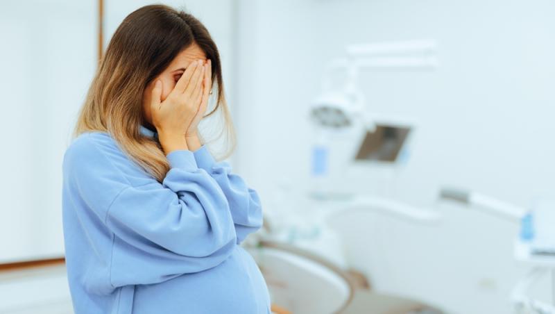 O femeie nu și-a dat seama că era însărcinată până când nu a născut. Cum s-a întors familia din vacanță