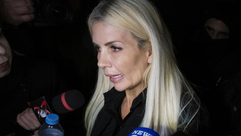 Laura Vicol, prima reacție după ce a fost acuzată că a sfidat legea la meciul Rapid- FCSB. Cum a fost surprinsă în tribune