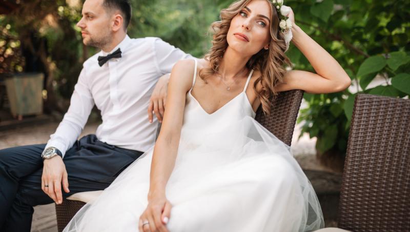 O tânără dorește să se căsătorească fără să-și invite familia la nuntă. Mesajul ei a devenit viral: „Vreau o nuntă mică”