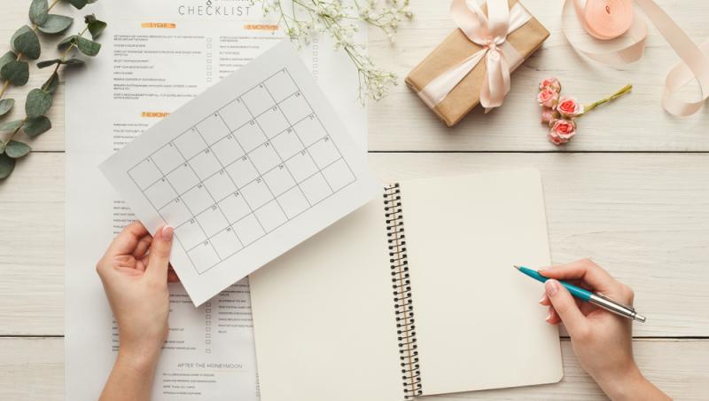 O tânără dorește să se căsătorească fără să-și invite familia la nuntă. Mesajul ei a devenit viral: „Vreau o nuntă mică”