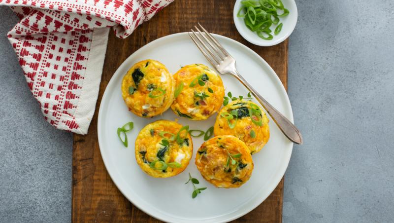 Cele mai bune brioșe pentru mic-dejun. 6 rețete de brioșe potrivite și ca aperitive sau gustări