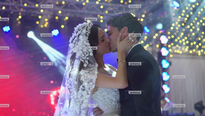 Ianis Hagi se pregătește să devină tătic. Soția sa, Elena, este în sala de nașteri: „Am o responsabilitate”