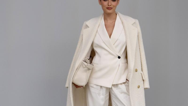 Alexia Eram, imagini din vacanța în sudul Franței. Cum s-a răsfățat influencerița alături de iubit