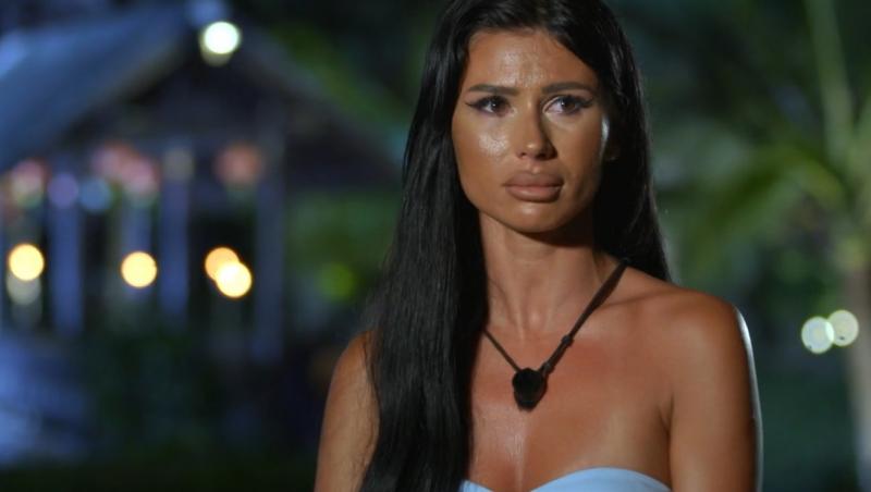 Insula Iubirii, 20 august 2025. Bianca Dan, în lacrimi la ceremonia focului. Ce a făcut-o pe concurentă să plângă: „Nu merit!”