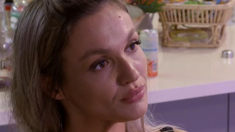 Insula Iubirii, 20 august 2025. Ella Vișan și Teo Costache, discuție aprinsă după întoarcerea la vilă. Ce au surprins camerele