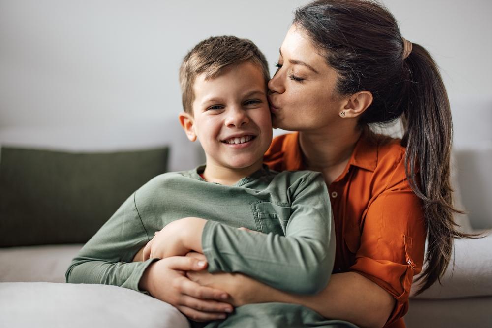 Sindromul copilului unic este real? Cum &icirc;i afectează pe copii faptul de a fi copil unic