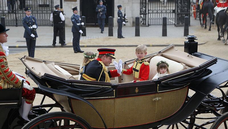 Eliza, nepoata Reginei Camilla, de nerecunoscut. Cum arată domnișoara de onoare de la nunta Prințului William cu Kate Middleton