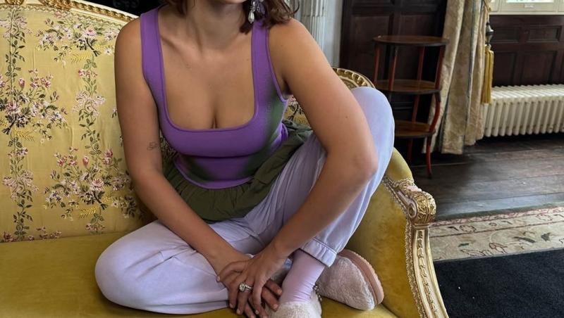 Millie Bobby Brown și Jake Bongiovi au anunțat că au devenit părinți. Actrița în vârsta de 21 ani a adoptat o fetiță