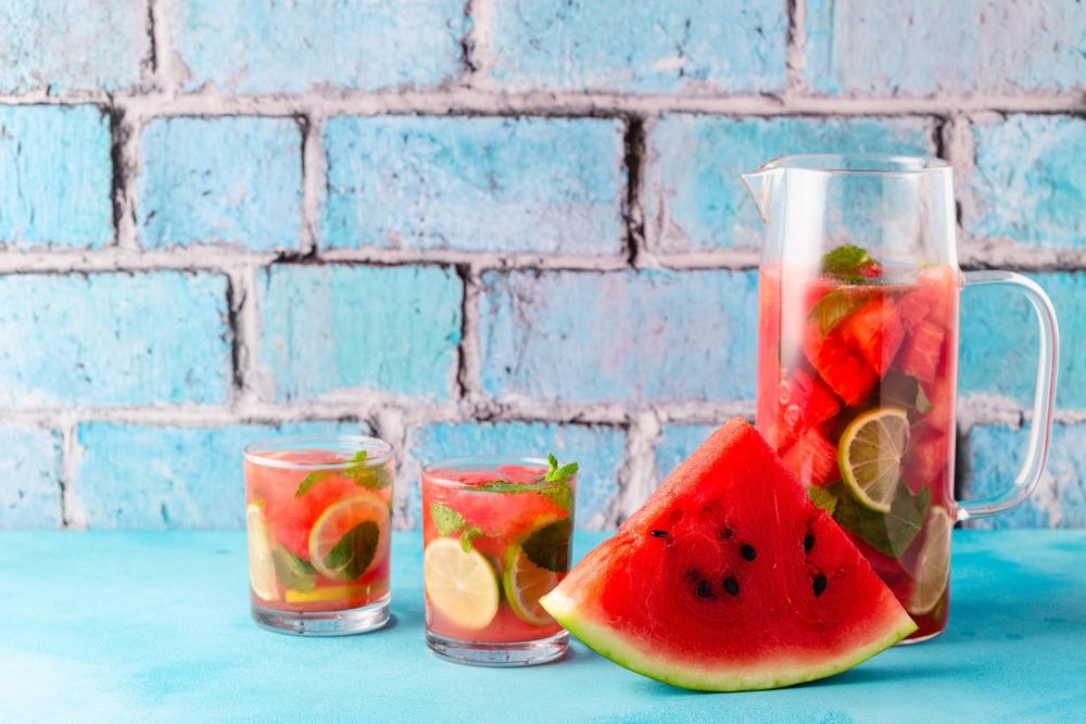 Cum faci cea mai gustoasă limonadă cu pepene roșu? Rețeta simplă pentru o băutură răcoritoare de vară