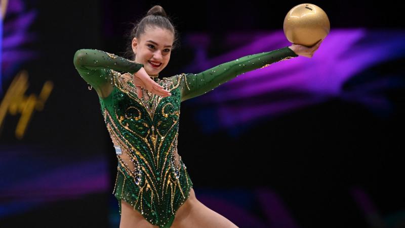 Cine e Amalia Lică. Adolescenta scrie istorie pentru România la gimnastica ritmică după 33 de ani