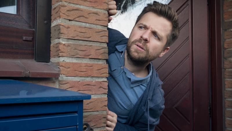 Exces de zel din partea vecinilor. De ce surpriză nu tocmai plăcută a avut parte un cuplu la revenirea din vacanță