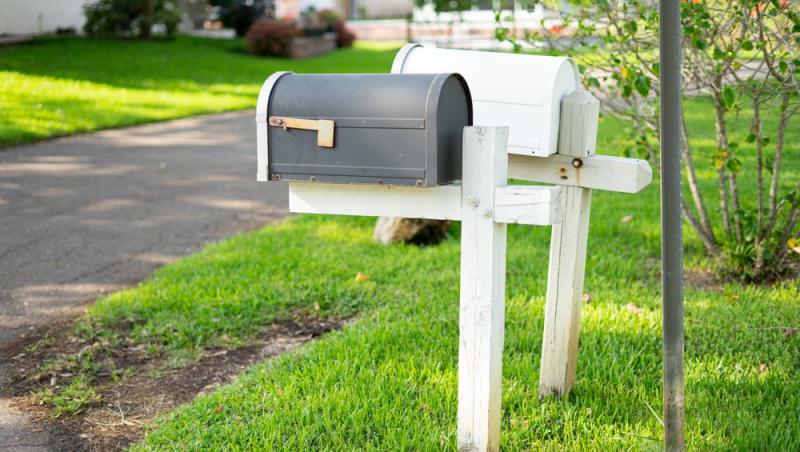 Exces de zel din partea vecinilor. De ce surpriză nu tocmai plăcută a avut parte un cuplu la revenirea din vacanță