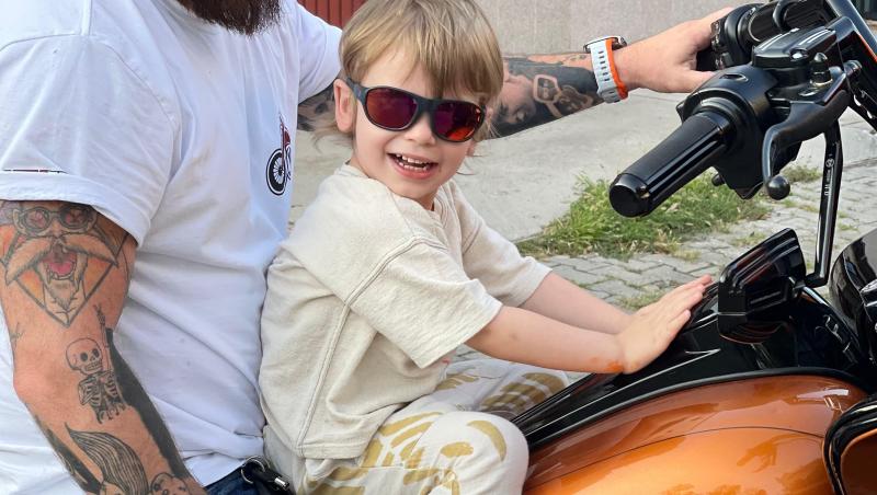 Andrei Coman, primarul din Iubire cu parfum de lavandă, vară între Podişor și Puglia: „Toată lumea mă strigă dom’ Primar!”