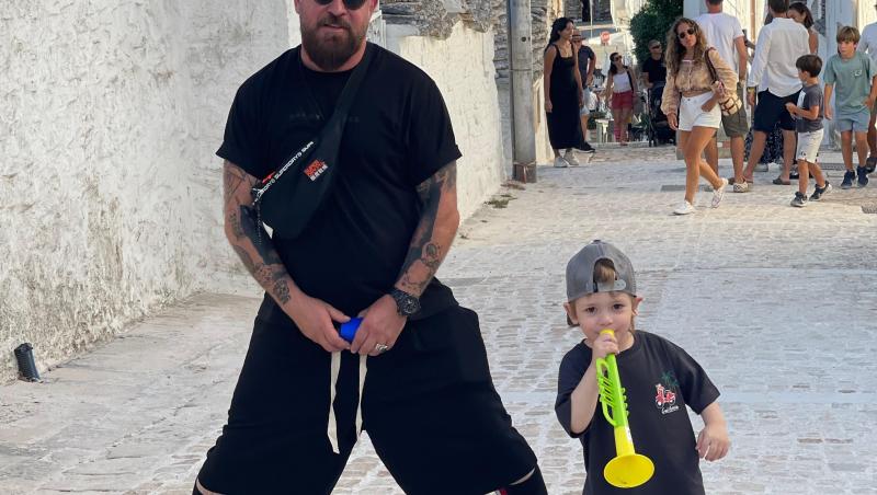 Andrei Coman, primarul din Iubire cu parfum de lavandă, vară între Podişor și Puglia: „Toată lumea mă strigă dom’ Primar!”