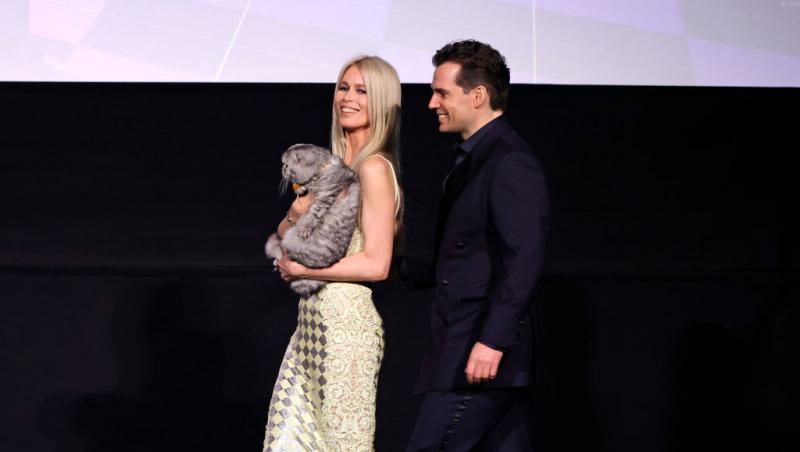 Cum arată Claudia Schiffer la 55 de ani. Supermodelul a pozat într-un costum de baie de aproape 1000 de dolari