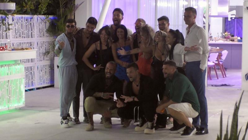 Insula Iubirii, 26 august 2025. Ispita Mattia i-a furat un pupic Biancăi Dan. Cum au fost surprinși pe plajă departe de toți