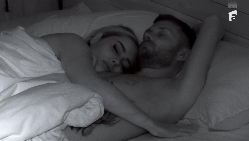 Insula Iubirii, 26 august 2025. Marius Avram a oficializat relația cu Oana Monea după prima noapte petrecută în dormitor