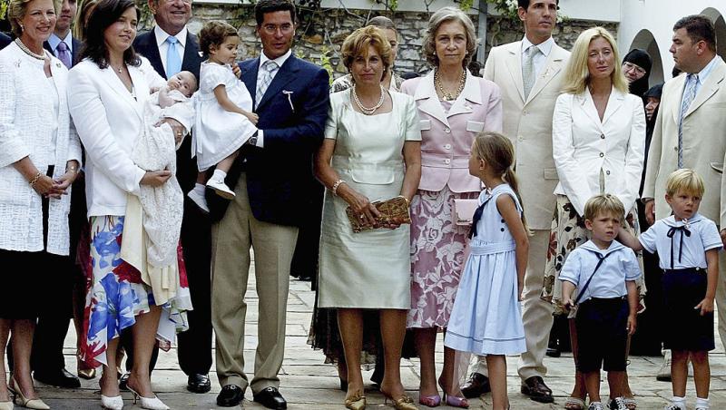 A părăsit familia regală pentru un om de rând. Cine este Prințesa care se iubește cu un bărbat mai tânăr decât ea