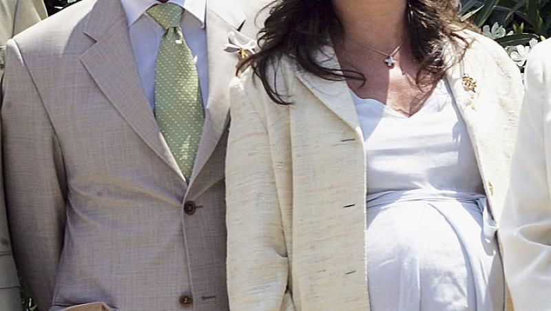 A părăsit familia regală pentru un om de rând. Cine este Prințesa care se iubește cu un bărbat mai tânăr decât ea