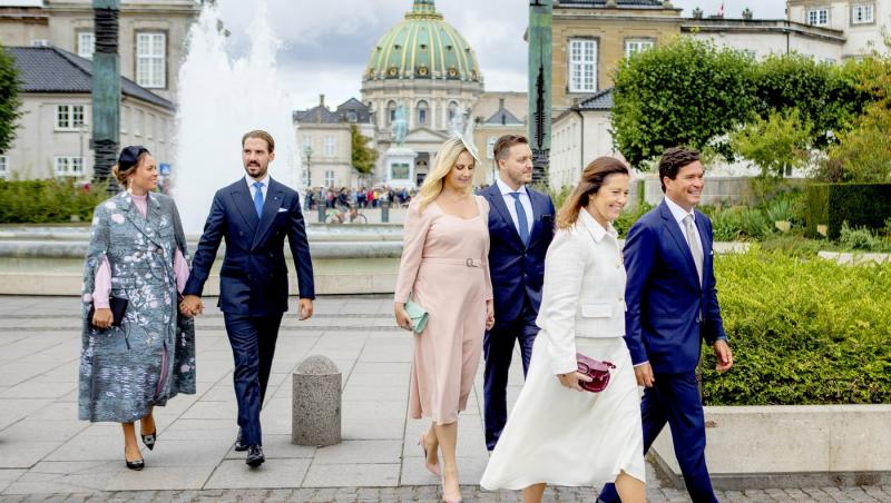 A părăsit familia regală pentru un om de rând. Cine este Prințesa care se iubește cu un bărbat mai tânăr decât ea