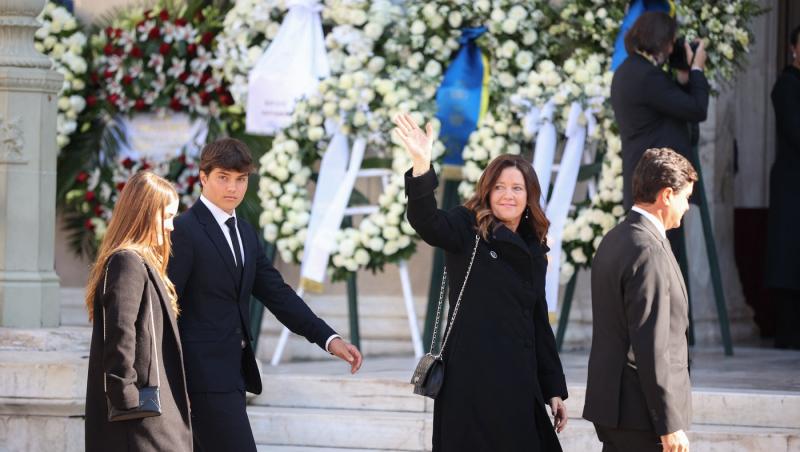 A părăsit familia regală pentru un om de rând. Cine este Prințesa care se iubește cu un bărbat mai tânăr decât ea