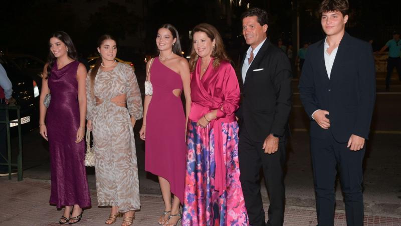 A părăsit familia regală pentru un om de rând. Cine este Prințesa care se iubește cu un bărbat mai tânăr decât ea