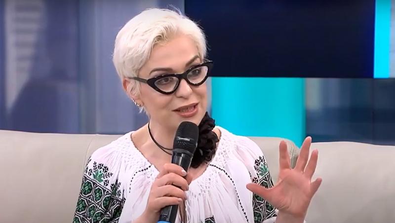 Monica Anghel a apărut cu un ochi bandajat pe rețelele sociale. Prin ce intervenție chirurgicală a trecut