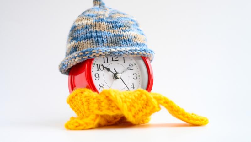 Trecem la ora de iarnă mai devreme în 2025. Pe ce dată dăm ceasurile înapoi