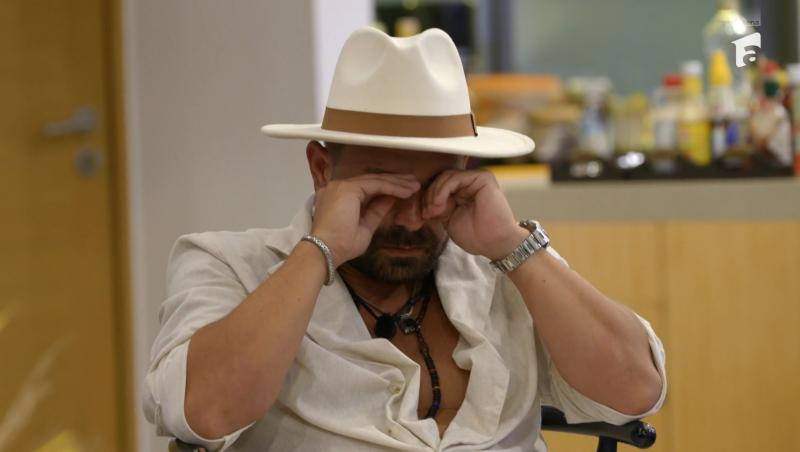 Insula Iubirii, 27 august 2025. Marian Grozavu n-a mai rezistat și a alergat spre vila fetelor. De ce a recurs la gestul nebunesc 