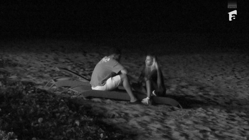 Insula Iubirii, 27 august 2025. Andrei Lemnaru și ispita Andrușca, atingeri interzise sub pătură. Cum i-au surprins camerele video