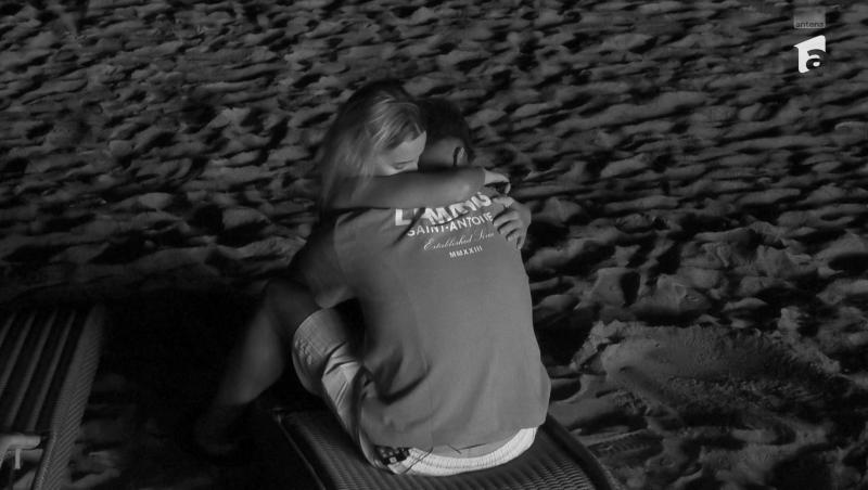 Insula Iubirii, 27 august 2025. Andrei Lemnaru și ispita Andrușca, atingeri interzise sub pătură. Cum i-au surprins camerele video