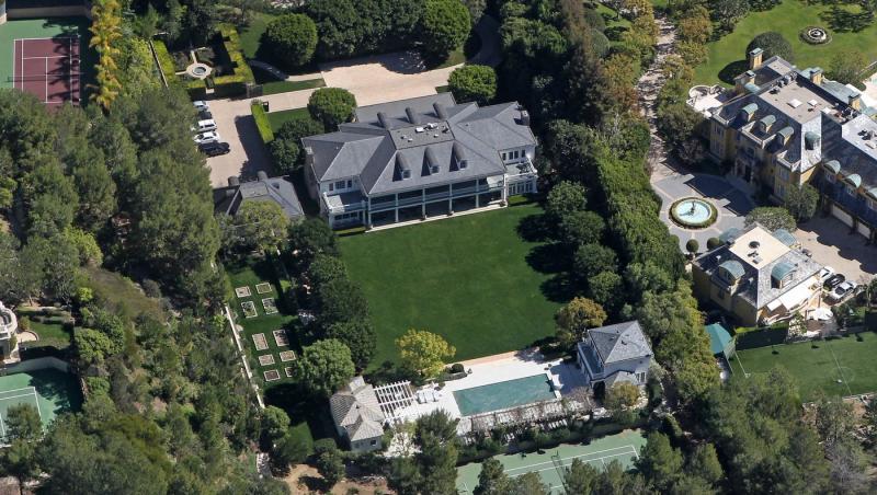 Cine este cea mai bogată actriță de la Hollywood. A ajuns miliardară, dar n-a mai avut succes într-un film din anii '80