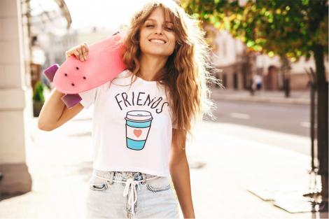 (P) Ai observat c&acirc;te poate spune un tricou despre tine?