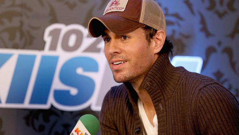 Enrique Iglesias, tată pentru a patra oară la 50 de ani. El și Anna Kournikova sunt împreună de aproape 25 de ani