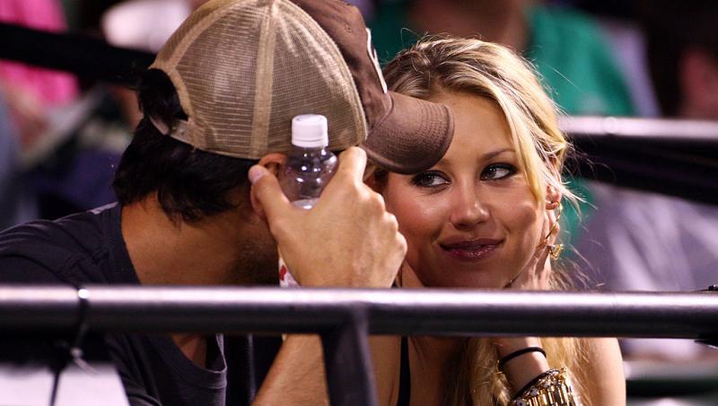 Enrique Iglesias, tată pentru a patra oară la 50 de ani. El și Anna Kournikova sunt împreună de aproape 25 de ani