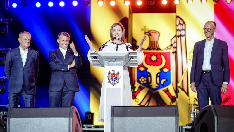 Emmanuel Macron și Donald Tusk, discursuri memorabile în limba română, la Chișinău. Ce mesaje răsunătoare au transmis