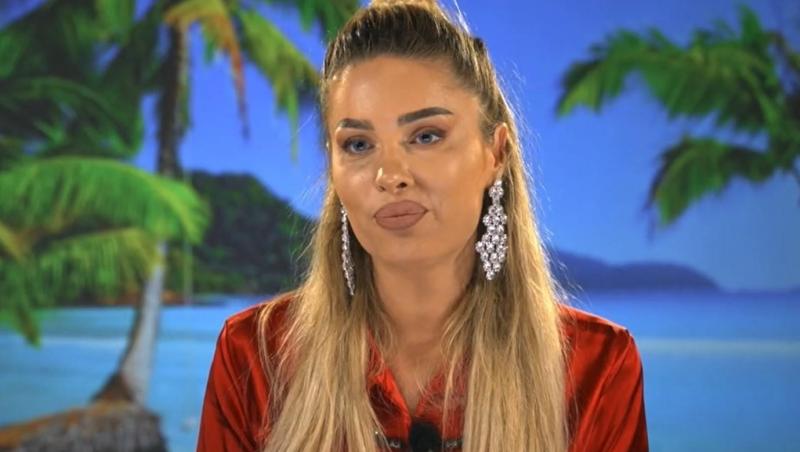 Cât câștigă ispita Oana Monea într-o singură zi din afacerea pe care o are. Blondina le-a dezvăluit fanilor ce sumă încasează