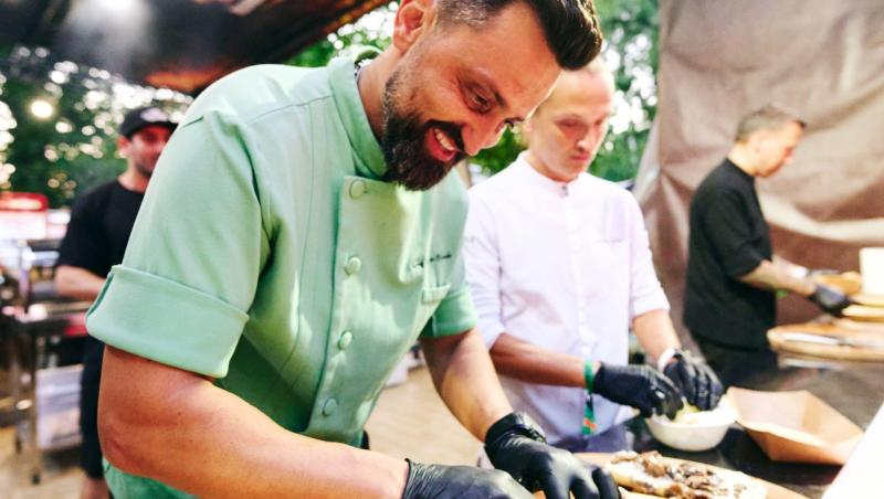 Imagini spectaculoase din vacanță. Cum se ”menține fit” Chef Orlando Zaharia: „Mădălina mi-a promis”