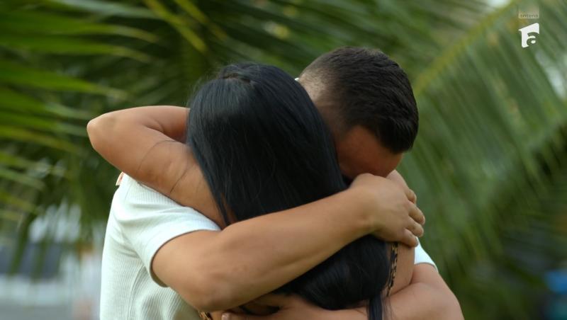 Ionela Coșa și-a făcut o schimbare la înfățișare după ce Oana Monea a criticat-o în online. Cum a reacționat ispita după retuș