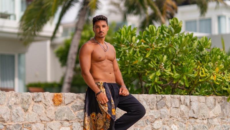 Poza din copilărie cu ispita Octavian Grigorescu de la Insula Iubirii sezonul 9 în care tânărul este de nerecunoscut. Cum arăta