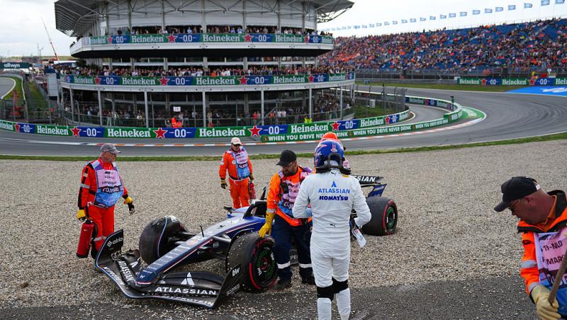 Vezi acum calificările din Formula 1™ pentru Marele Premiu al Olandei. Lupta pentru pole este LIVE în AntenaPLAY și pe Antena3CNN