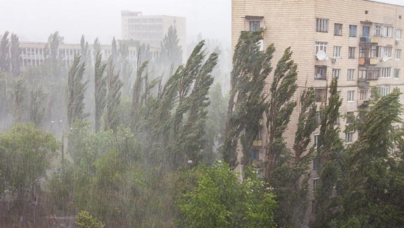 Cod galben de furtuni puternice în țară! Ce județe sunt afectate și cât timp e valabilă avertizarea meteo