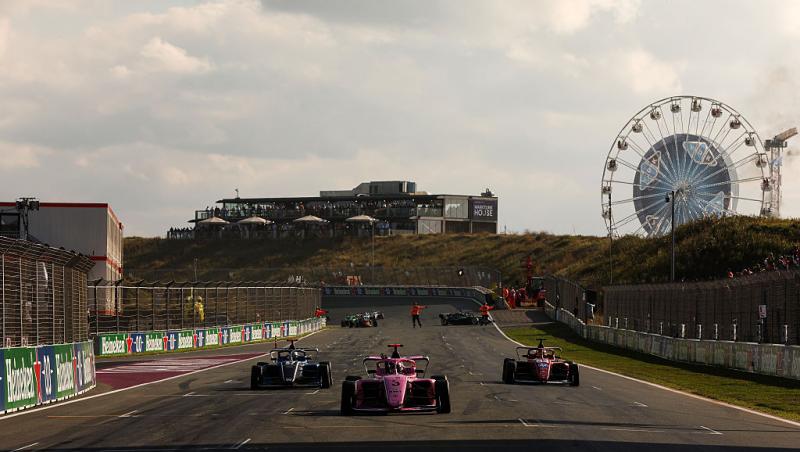 Cursa din Formula 1™ pentru Marele Premiu al Olandei a fost pe Antena 1 și în AntenaPLAY. Oscar Piastri a câștigat pe Zandvoort