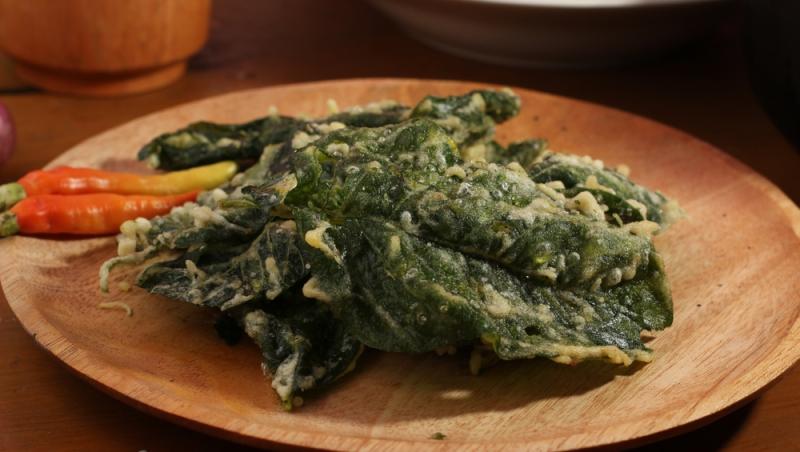 Știai că poți face aluat de clătite cu spanac? Iată la ce preparate inedite mai poți folosi spanacul