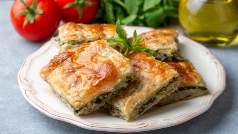 Știai că poți face aluat de clătite cu spanac? Iată la ce preparate inedite mai poți folosi spanacul