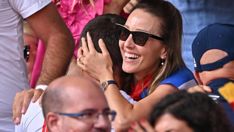 Novak Djokovic nu și-a putut dezlipi mâinile de pe soția sa. Cum arată Jelena, partenera jucătorului sârb, în costum de baie